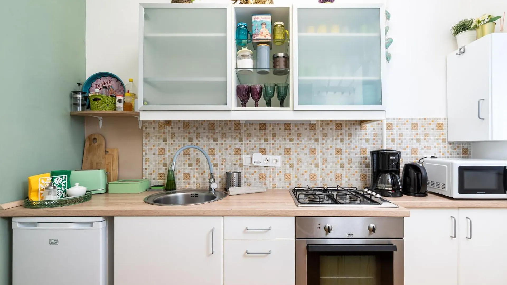 Appartamento Green Apartment, In The Middle Of The City Center, Quiet, Ac Budapest Ungheria